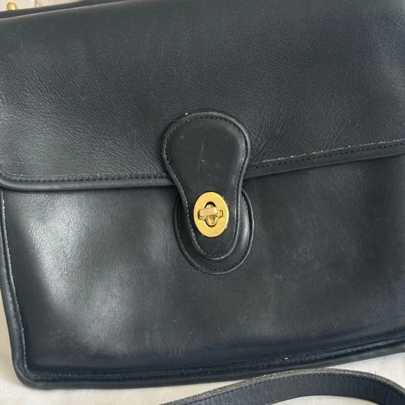 Vintage Coach Willis Bag - Picture 4 of 10